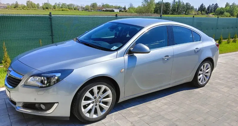 samochody osobowe Opel Insignia cena 49500 przebieg: 94000, rok produkcji 2015 z Darłowo